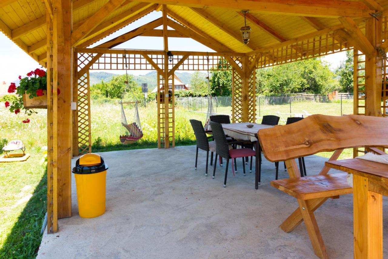 Casa De Vacanta Marya Baia de Fier Eksteriør billede
